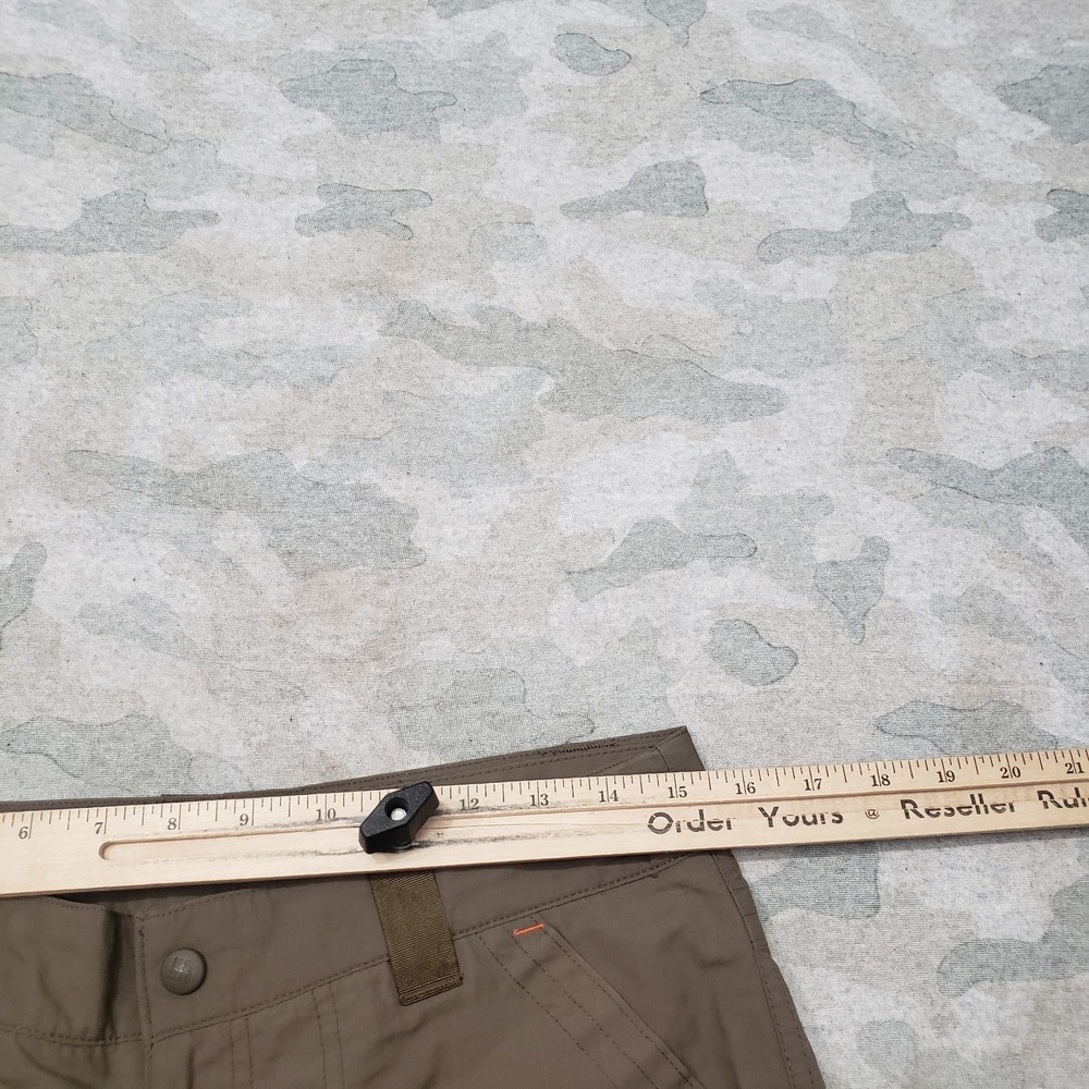 Columbia Shorts Womens 8 Green Outdoors Hiking Trail Camp Travel Cargo Pockets‎ - Picture 2 of 7